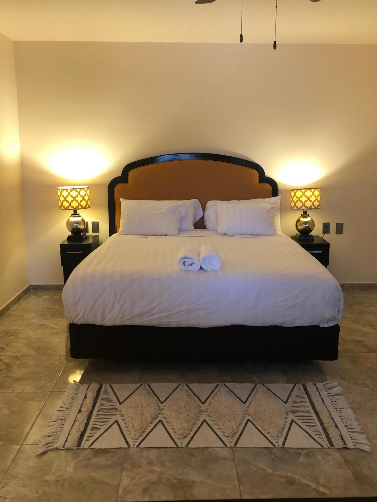Tres Iguanas Apart Hotel - New, Cozy & Spacious Flats, Short Walk To Beach Loreto  Exterior photo